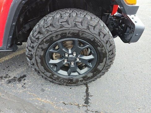 Used 2019 Jeep Wrangler Moab w/ Quick Order Package 24M Moab image 10