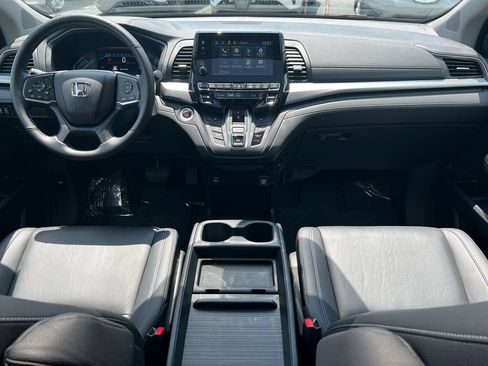 Used 2023 Honda Odyssey EX-L image 20