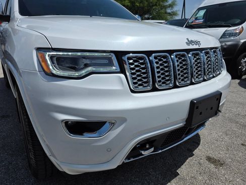 Used 2019 Jeep Grand Cherokee Overland RWD image 9