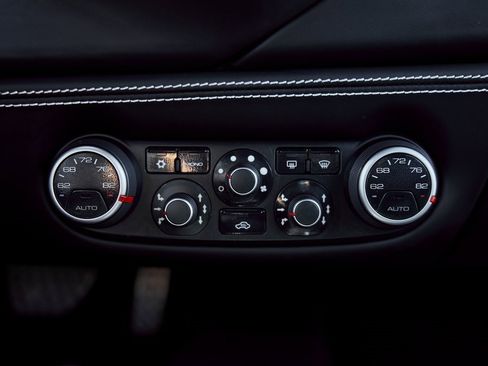 Used 2017 Ferrari 488 GTB image 71