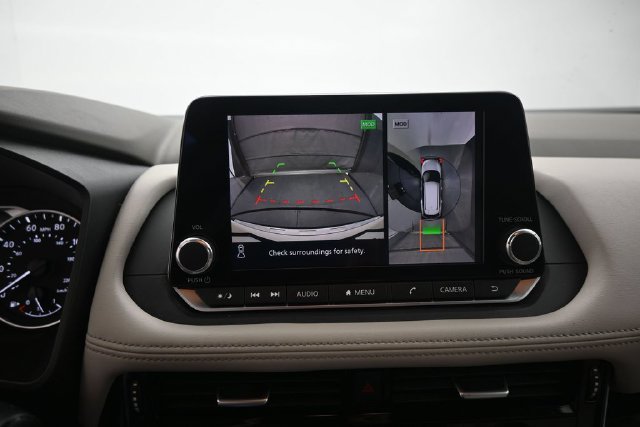 Used 2023 Nissan Rogue SL FWD image 11