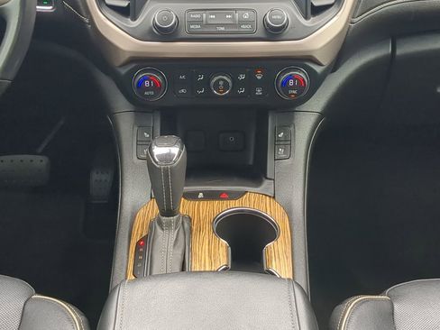 Used 2019 GMC Acadia Denali w/ Technology Package image 17