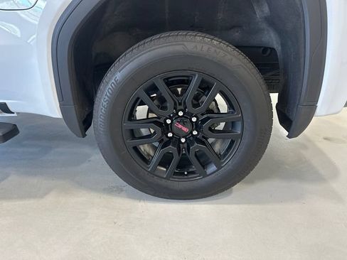 Used 2025 GMC Sierra 1500 Elevation w/ Elevation Premium Package AWD/4WD image 14