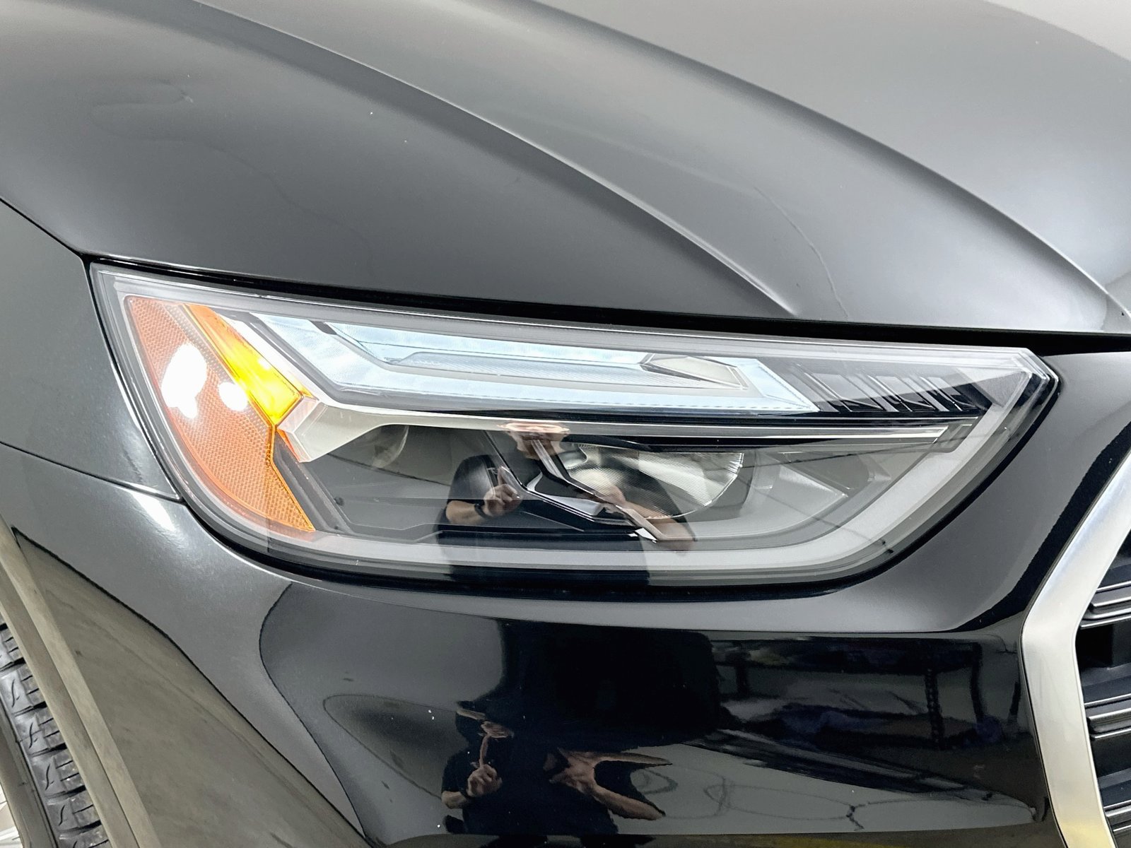Certified 2024 Audi Q5 e Premium Plus AWD/4WD image 9