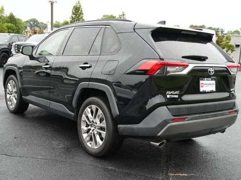Used 2021 Toyota RAV4 Limited AWD/4WD image 5