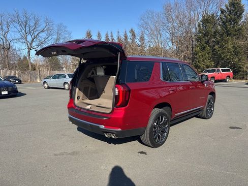 New 2026 GMC Yukon Denali w/ Sun & Power Step Package AWD/4WD image 61