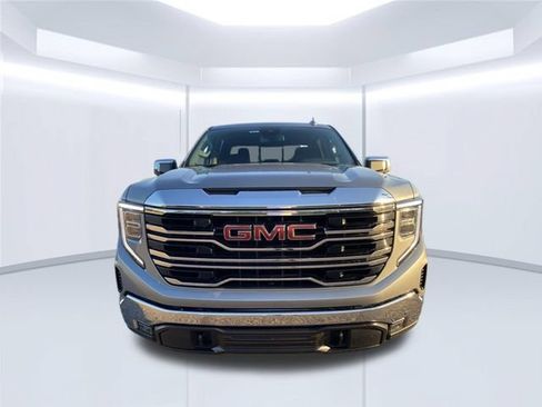 Used 2024 GMC Sierra 1500 SLT w/ SLT Premium Package AWD/4WD image 15