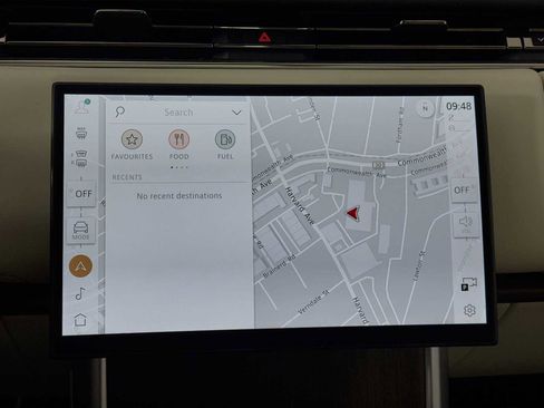 New 2025 Land Rover Range Rover SE image 15