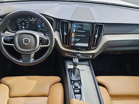 Used 2018 Volvo XC60 T6 Inscription w/ Convenience Package image 22