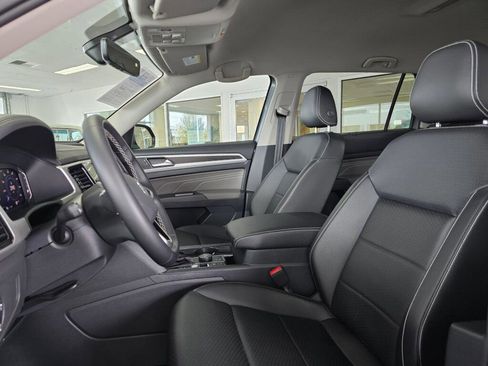 Used 2023 Volkswagen Atlas SE image 23