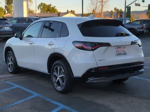 Certified 2023 Honda HR-V EX-L image 8