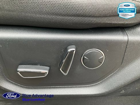 Used 2018 Ford F150 XLT w/ Equipment Group 302A Luxury AWD/4WD image 19