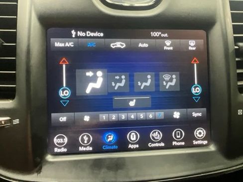 Used 2019 Chrysler 300 S RWD image 10