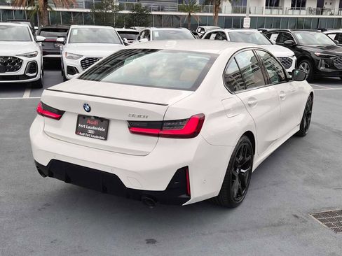 Used 2026 BMW 330i Sedan w/ M Sport Package image 6