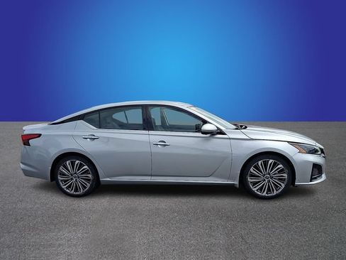 Used 2023 Nissan Altima 2.5 SL FWD image 4