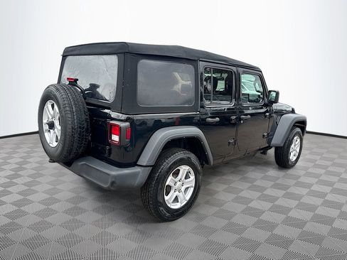 Used 2022 Jeep Wrangler Unlimited Sport S image 6