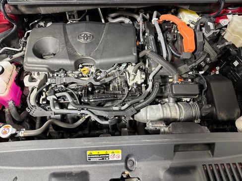 Used 2023 Toyota Highlander XLE AWD/4WD image 43
