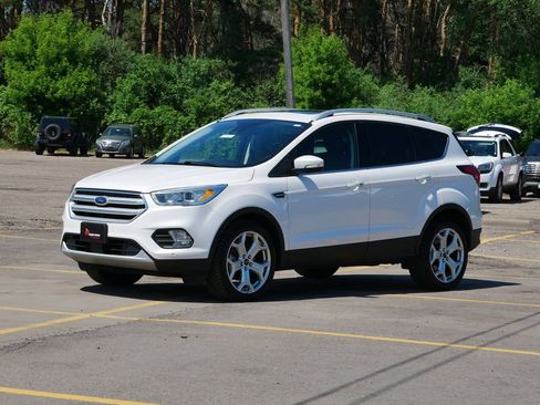 Certified 2019 Ford Escape Titanium AWD/4WD image 6