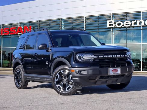 Used 2023 Ford Bronco Sport Outer Banks image 1