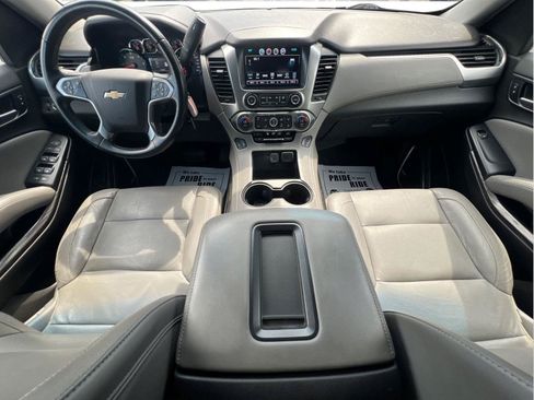 Used 2019 Chevrolet Tahoe LT RWD image 2