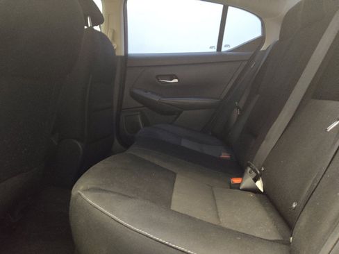 Used 2021 Nissan Sentra SV FWD image 18