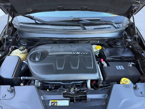 Used 2015 Jeep Cherokee Limited w/ Luxury Group image 21