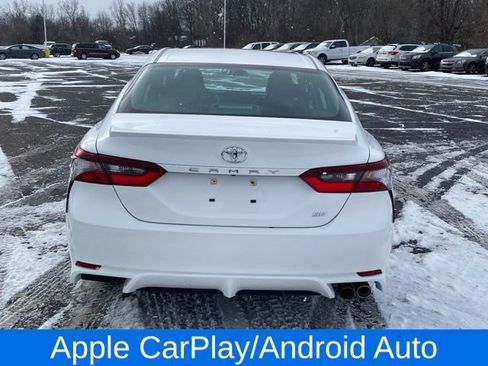 Used 2023 Toyota Camry SE image 4