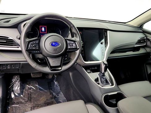 Used 2025 Subaru Outback Onyx Edition AWD/4WD image 13