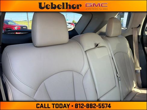Used 2019 Buick Envision Premium AWD/4WD image 5