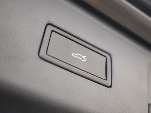 New 2026 Volkswagen Atlas SE image 37