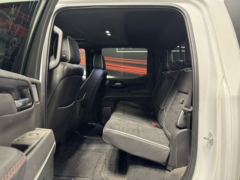 Used 2025 GMC Sierra 1500 AT4X image 14