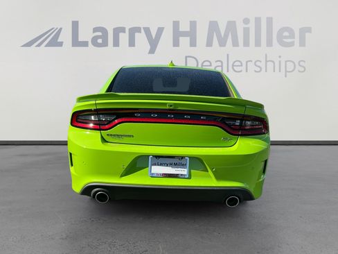 Used 2023 Dodge Charger R/T w/ Navigation & Travel Group RWD image 4