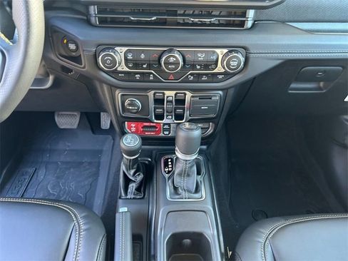 New 2025 Jeep Wrangler Unlimited Rubicon 392 image 15