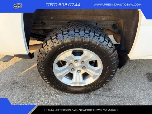 Used 2018 Chevrolet Silverado 1500 LT w/ All Star Edition AWD/4WD image 8