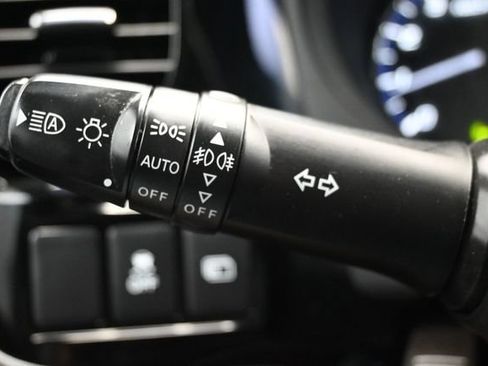 Used 2020 Mitsubishi Outlander LE FWD image 21