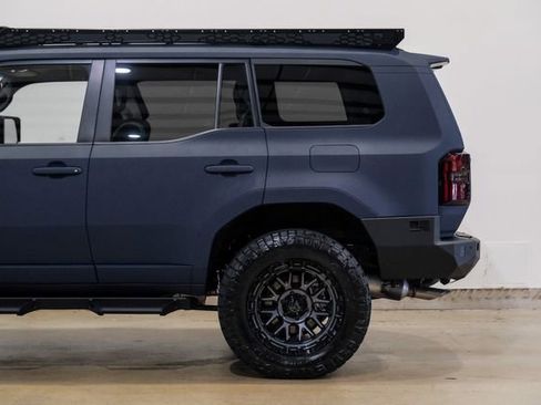 Used 2025 Toyota Land Cruiser image 22