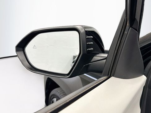 Used 2025 Hyundai Kona SEL FWD image 16