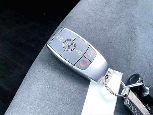 Used 2025 Mercedes-Benz CLA 250 4MATIC image 14