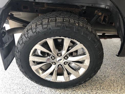 Used 2016 Ford F150 XLT w/ Equipment Group 302A Luxury image 16