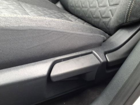 New 2026 Nissan Kicks SV image 25