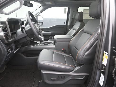 New 2026 Ford F250 Lariat w/ Black Appearance Package AWD/4WD image 18