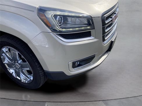 Used 2017 GMC Acadia Limited SLT image 34