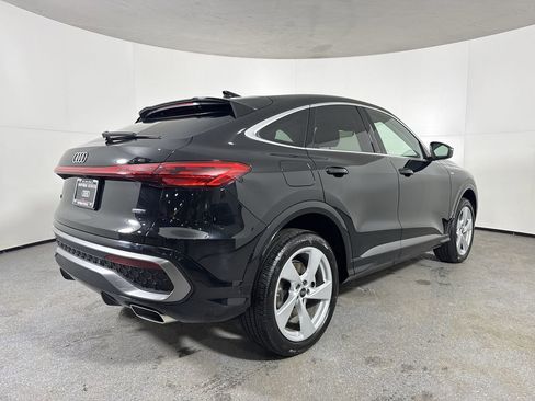 Used 2025 Audi Q5 Premium Plus w/ Premium Plus image 36