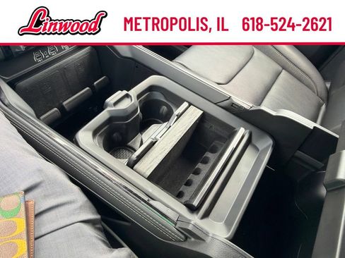 Used 2025 RAM 1500 Limited w/ Bed Utility Group AWD/4WD image 25