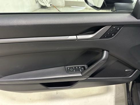 Used 2023 Porsche 911 Carrera S image 34