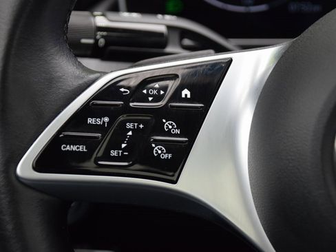 Certified 2025 Mercedes-Benz C 300 Sedan image 25