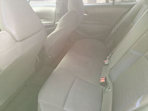 Used 2022 Toyota Corolla SE image 13