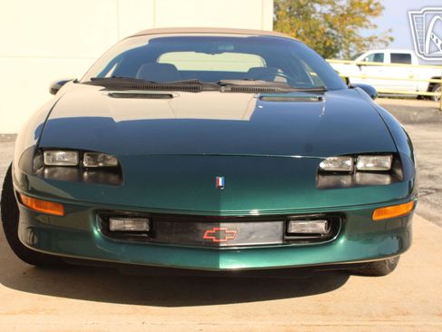 Used 1995 Chevrolet Camaro Z28 image 23