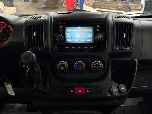 Used 2017 RAM ProMaster 1500 w/ Interior Convenience Group image 11