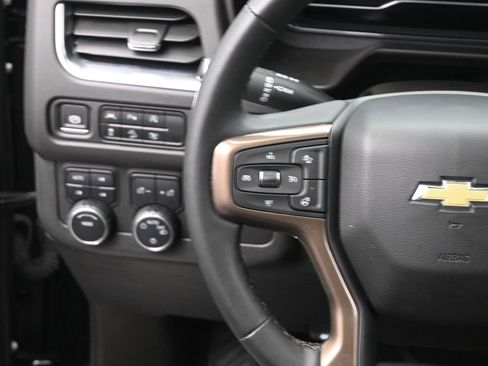 Used 2024 Chevrolet Tahoe High Country AWD/4WD image 32